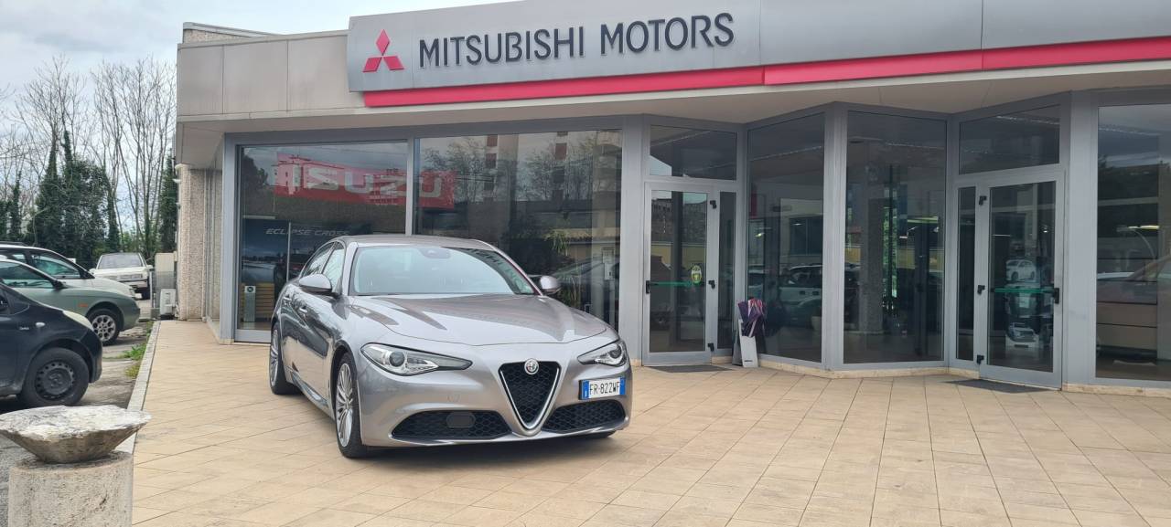 Alfa Romeo Giulia 2.2 AT8 Super 150cv